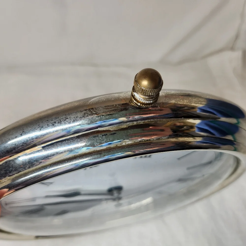 Pottery Barn Heavy Silver Toned (Missing Ring) Coin Turn Battery Operated Clock